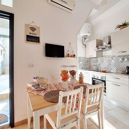 Casa Vacanze Lacorte Byfrancy Бари Экстерьер фото