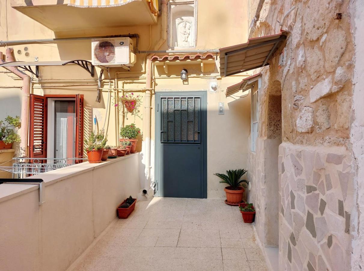 Casa Vacanze Lacorte Byfrancy Бари Экстерьер фото